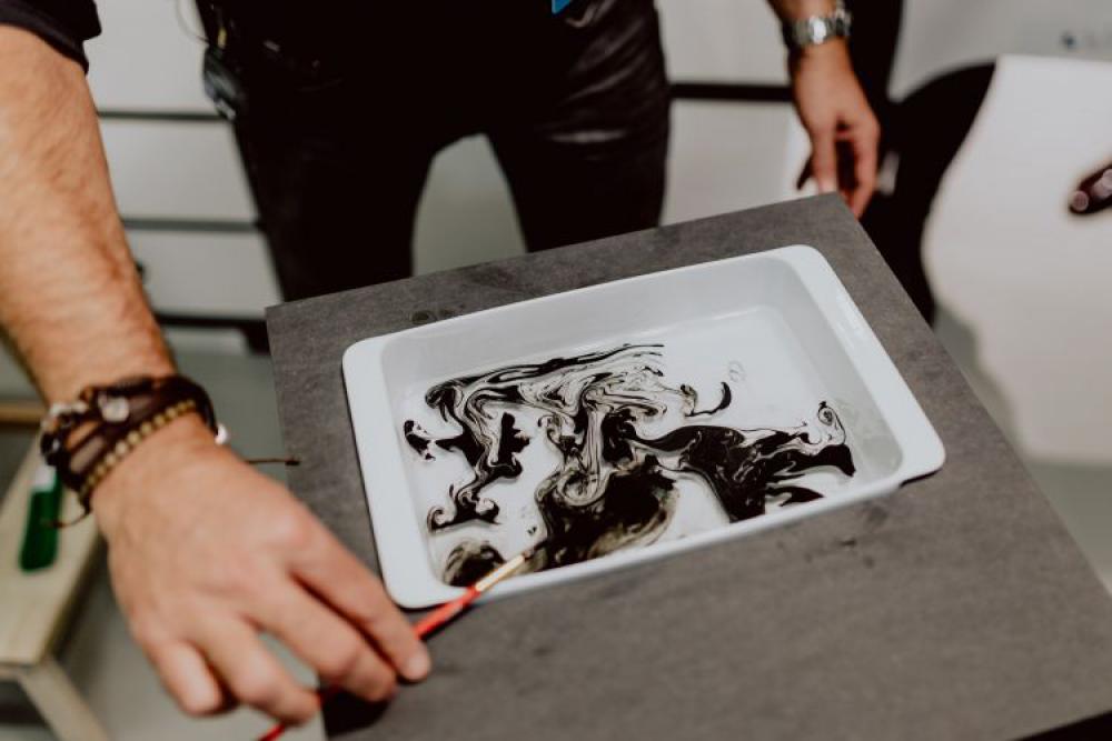Ebru - The art of painting on the water Ebru - The art of painting on the water