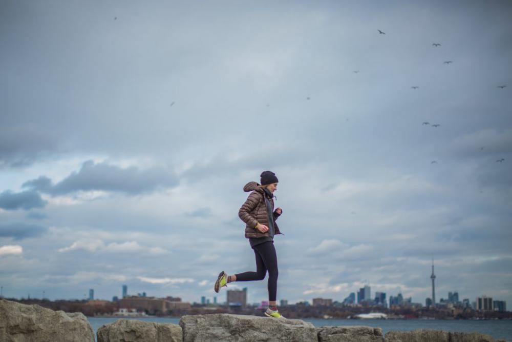 Woman Running in the City Free Photo Woman Running in the City Free Photo