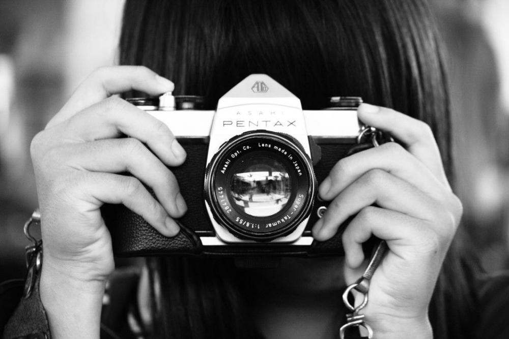 Woman DSLR Camera Free Photo Woman DSLR Camera Free Photo