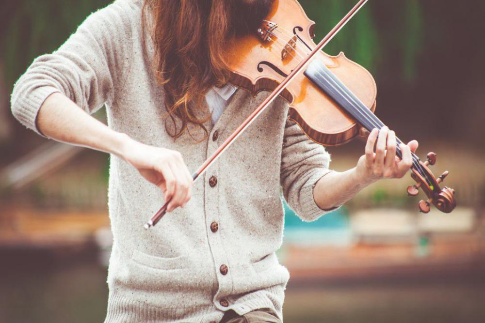 Woman Playing Violin Free Photo Woman Playing Violin Free Photo