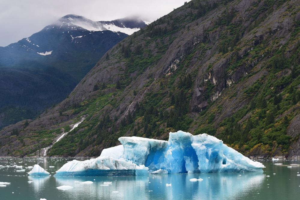 Mountain Glacier Ice Cold Alaska Ocean Iceberg Mountain Glacier Ice Cold Alaska Ocean Iceberg