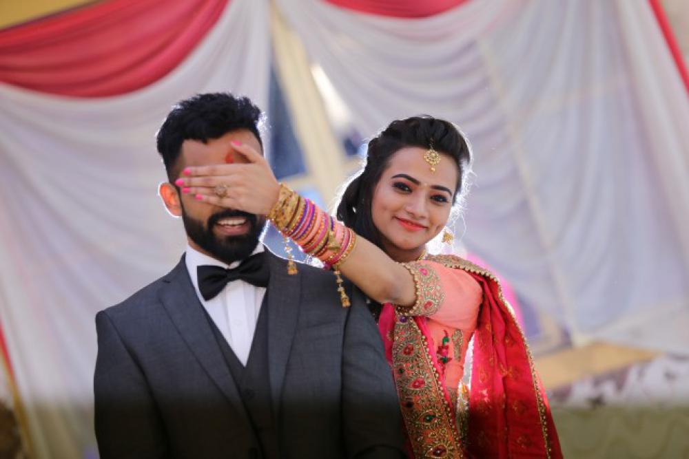 Adorable moment while marriage in india Adorable moment while marriage in india