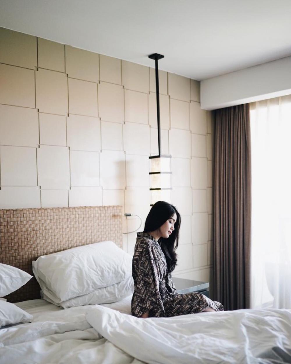 Sweet morn Sweet morn