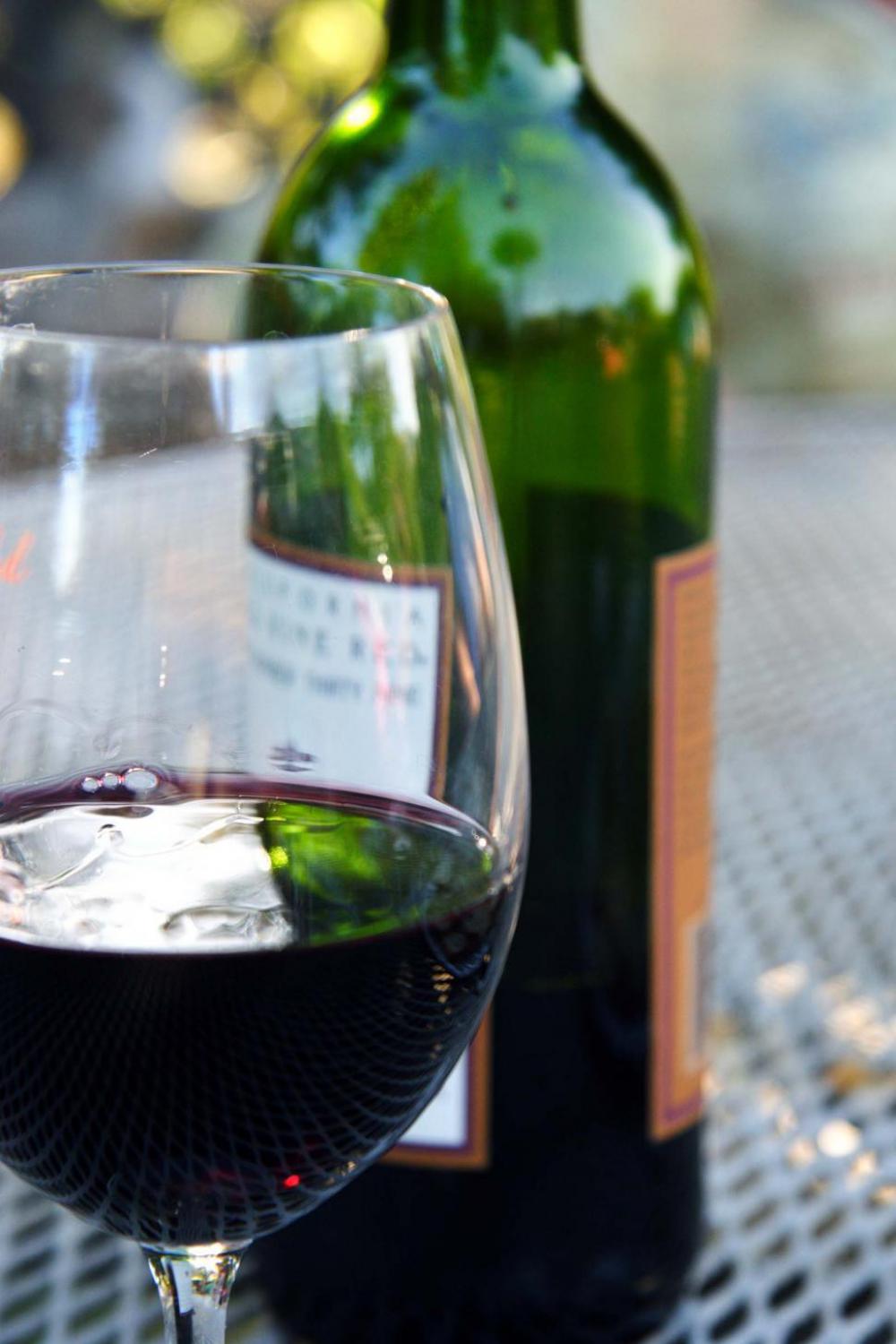 Glass of red wine Glass of red wine
