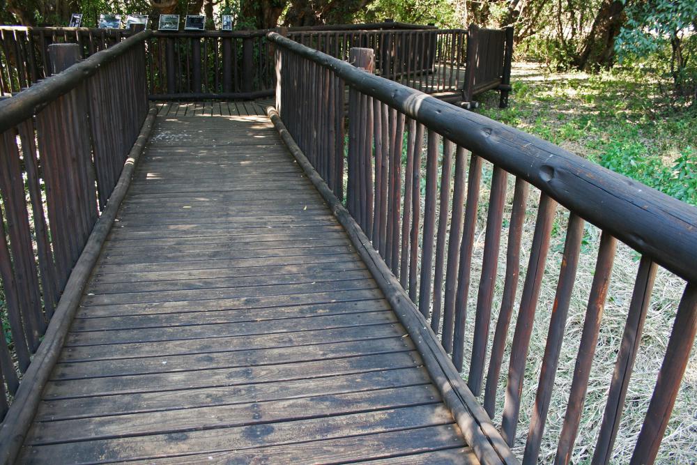 Wooden Railings Enclosure Wooden Railings Enclosure