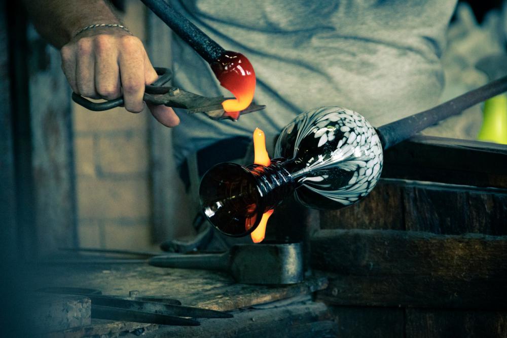 Making A Glass Vase Making A Glass Vase