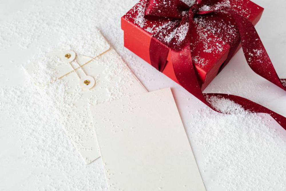 Red Christmas Gift and Empty Card Red Christmas Gift and Empty Card