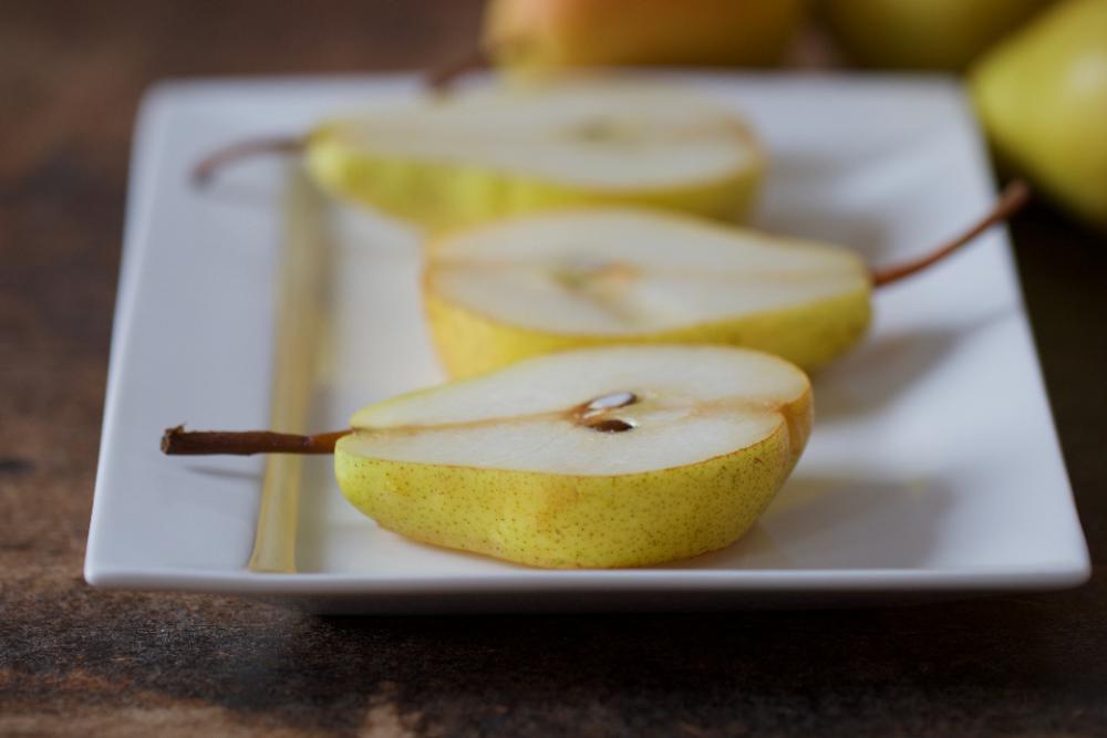 sliced pears fruit plate fresh sliced pears fruit plate fresh