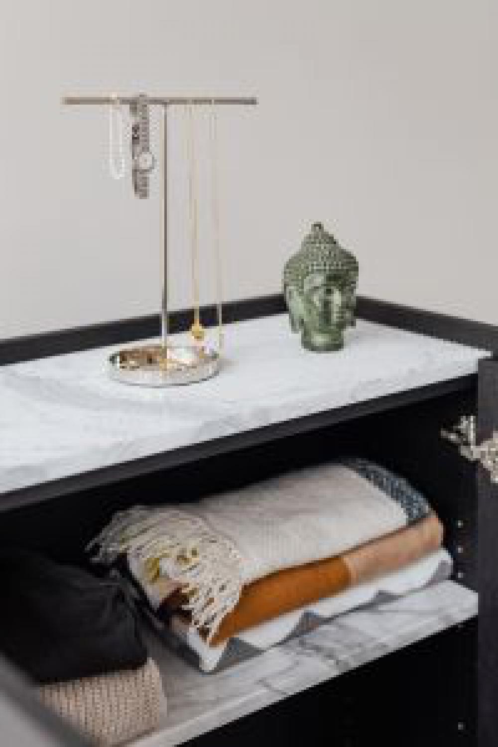 Clothing & Accessories Clothing & Accessories