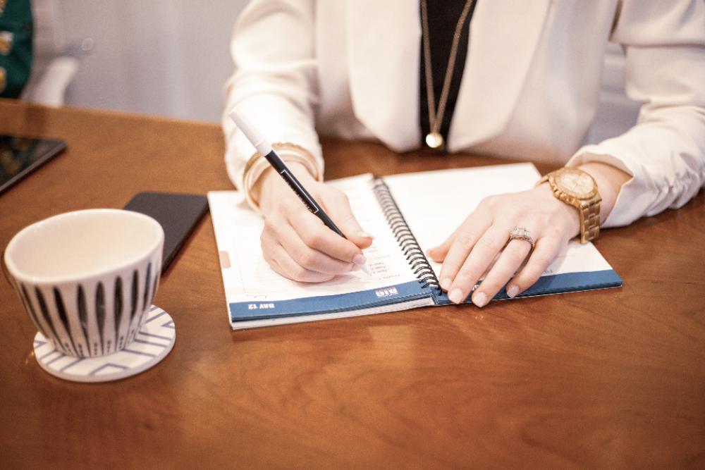 writing letter hand note pen writing letter hand note pen
