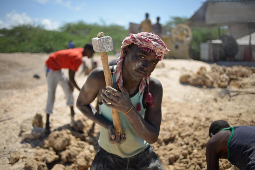 men, hammer, work, labor, strength work, construction site, stone quarry, gravel, facial expression, people, gestural men, hammer, work, labor, strength work, construction site, stone quarry, gravel, facial expression, people, gestural