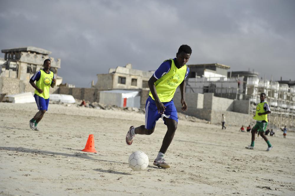 people, men, athlete, players, game, matchday, sport, football, soccer, training, ball, play, competition, team, running, people, men, athlete, players, game, matchday, sport, football, soccer, training, ball, play, competition, team, running,