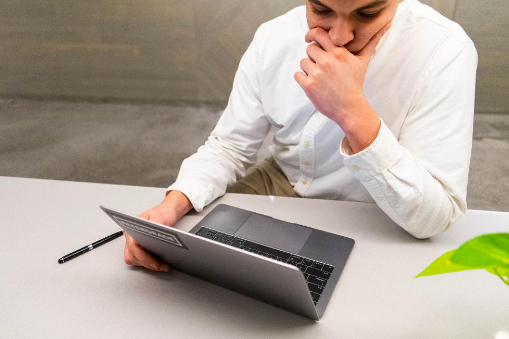 man thinking puzzled businessman person man thinking puzzled businessman person