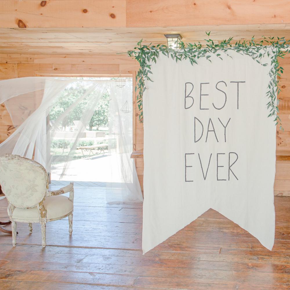 Large Sign Saying Best Day Ever At Wedding Photo Large Sign Saying Best Day Ever At Wedding Photo