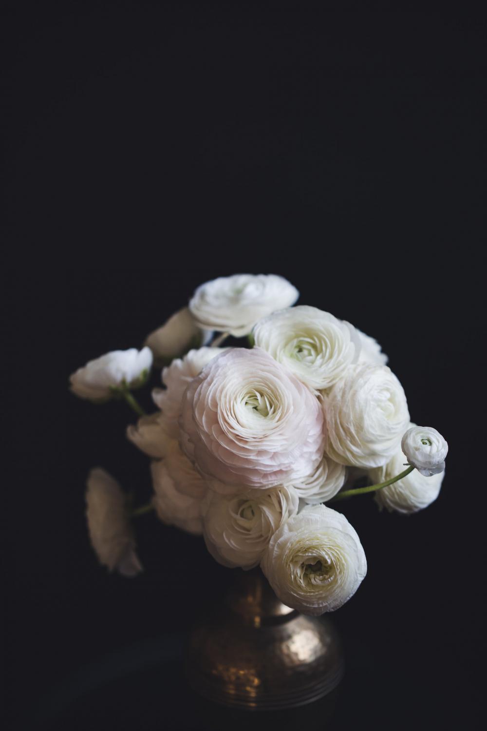 Portrait View Of White Bouquet Photo Portrait View Of White Bouquet Photo