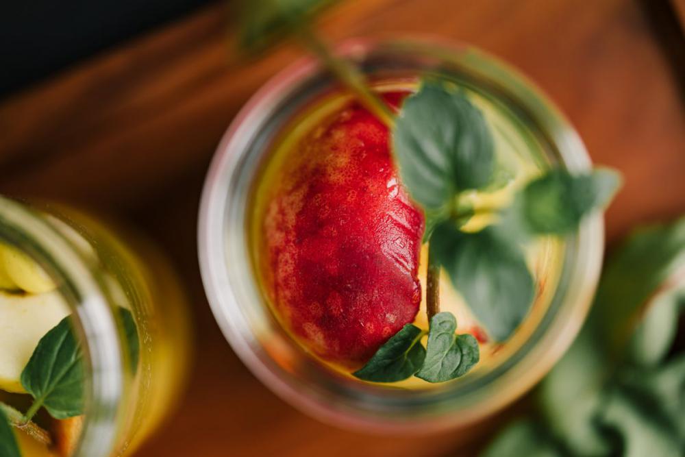 Fresh summer cocktail - orange - peach - mint Fresh summer cocktail - orange - peach - mint