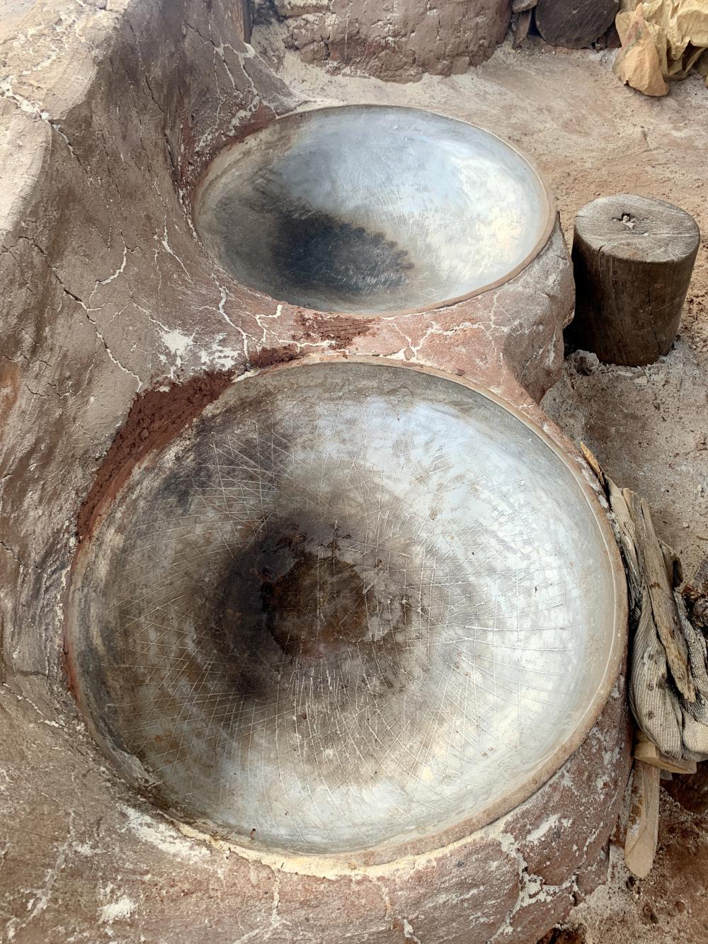 cooking, kitchen, cassava flour, traditional hearth, pot, clay, wood cooking, kitchen, cassava flour, traditional hearth, pot, clay, wood