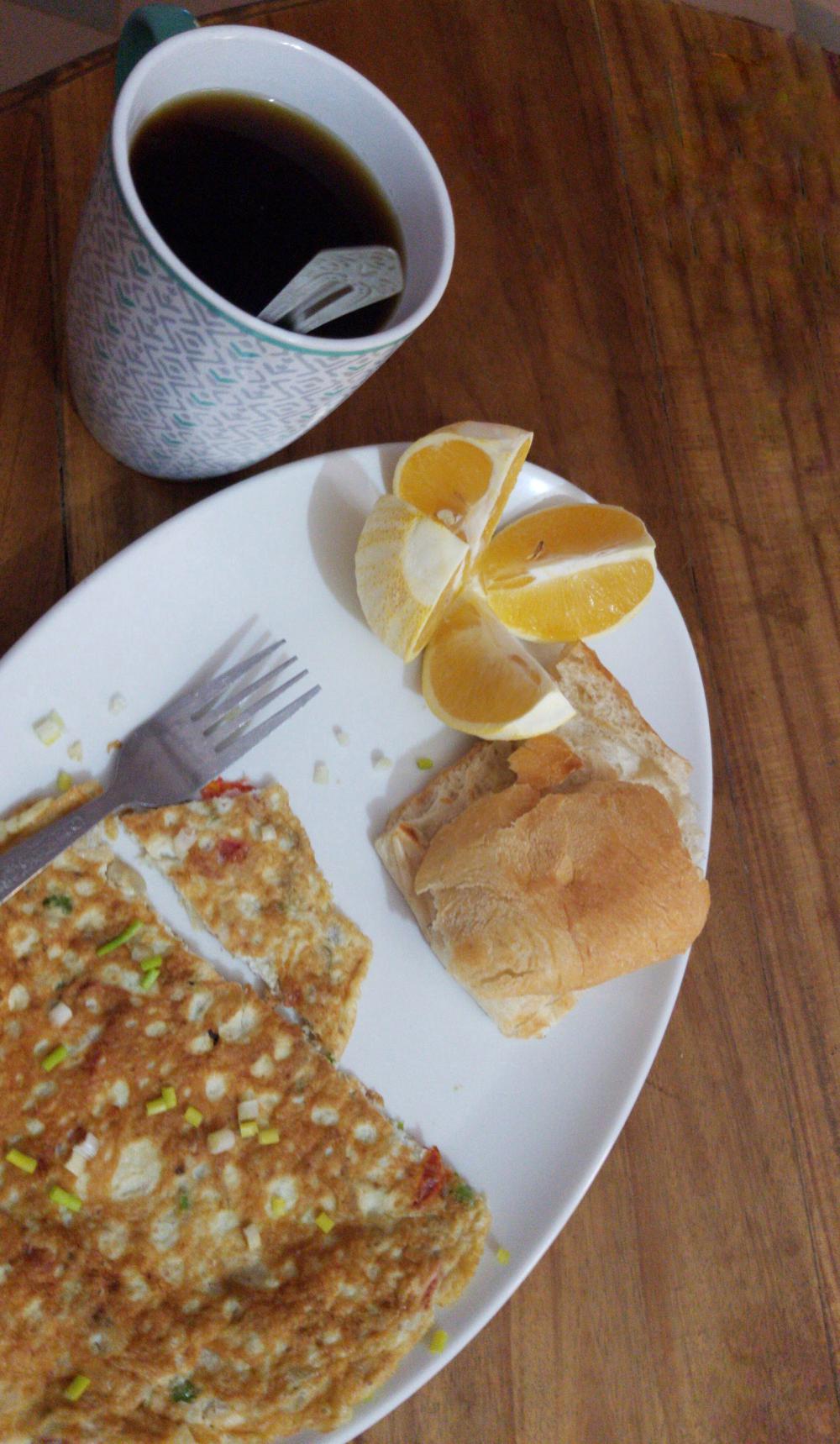 food, delicious, meal, dish, omelet, fried eggs, breakfast, coffee, orange, bread, fork, melon, meat, nutrition, diet food, delicious, meal, dish, omelet, fried eggs, breakfast, coffee, orange, bread, fork, melon, meat, nutrition, diet