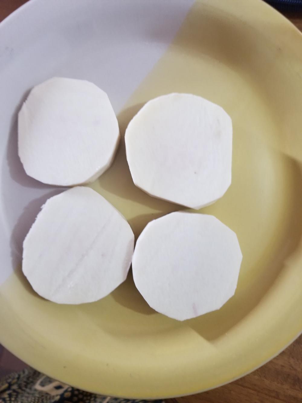 food, people, piece of yam, tuber, lunch preparation, nutrition, diet, plate, flatware food, people, piece of yam, tuber, lunch preparation, nutrition, diet, plate, flatware