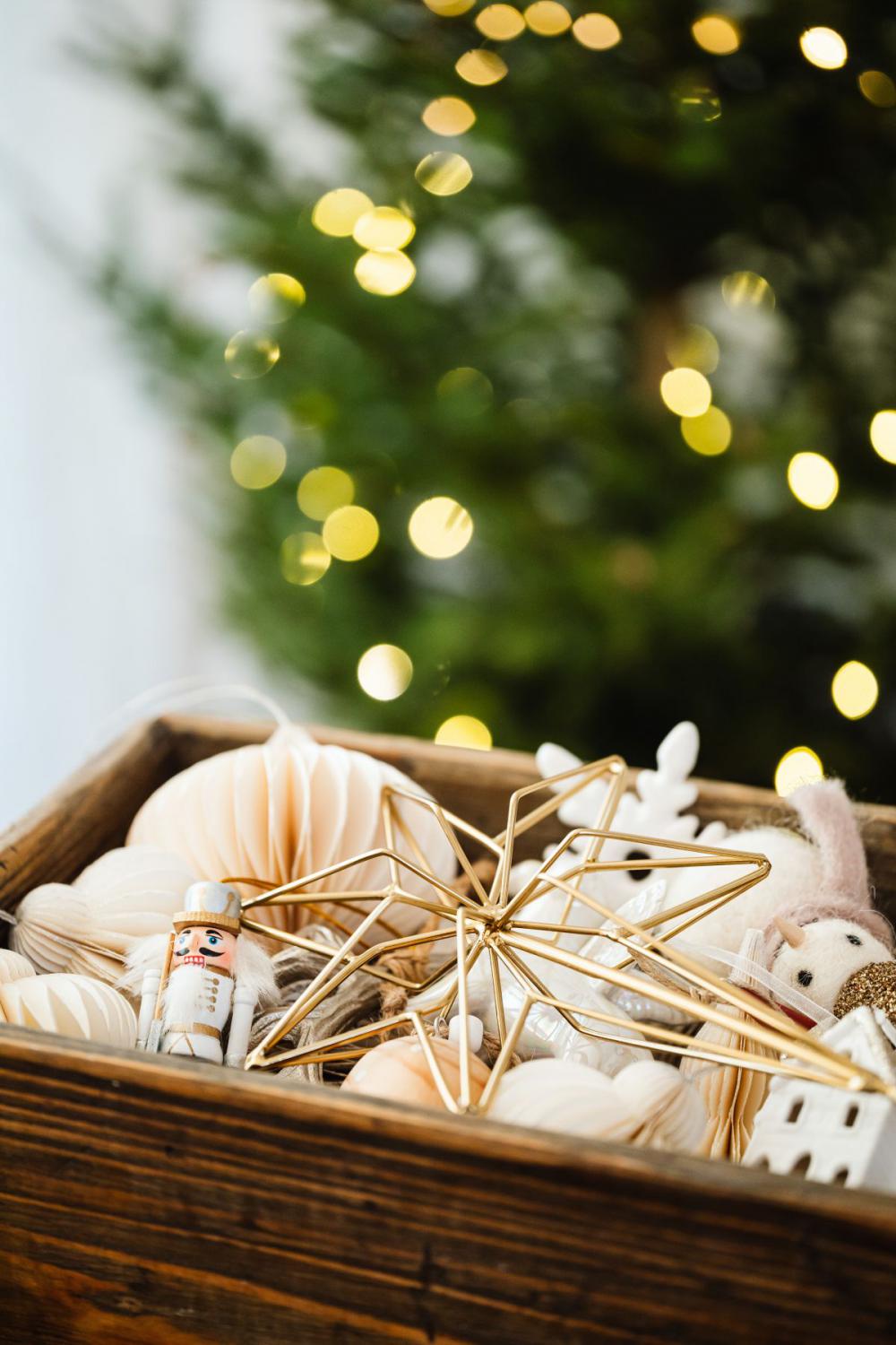 Christmas decorations - gifts - lights - tree Christmas decorations - gifts - lights - tree