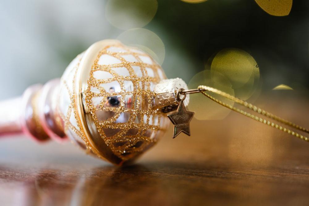 Christmas decorations - gifts - lights - tree Christmas decorations - gifts - lights - tree