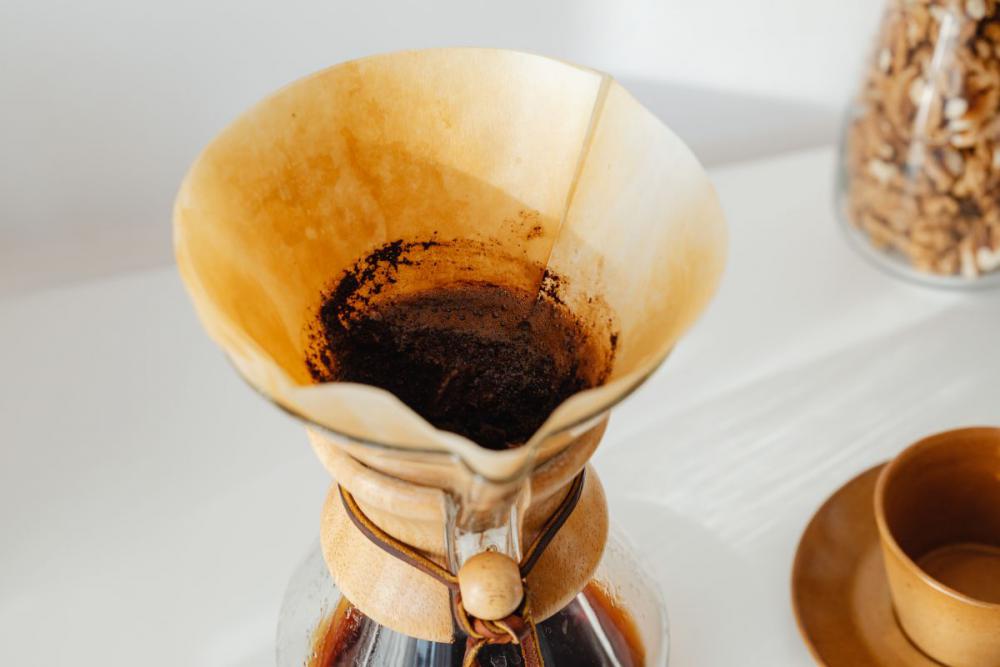 Coffee brewed in a Chemex and peanut butter sandwiches for breakfast Coffee brewed in a Chemex and peanut butter sandwiches for breakfast