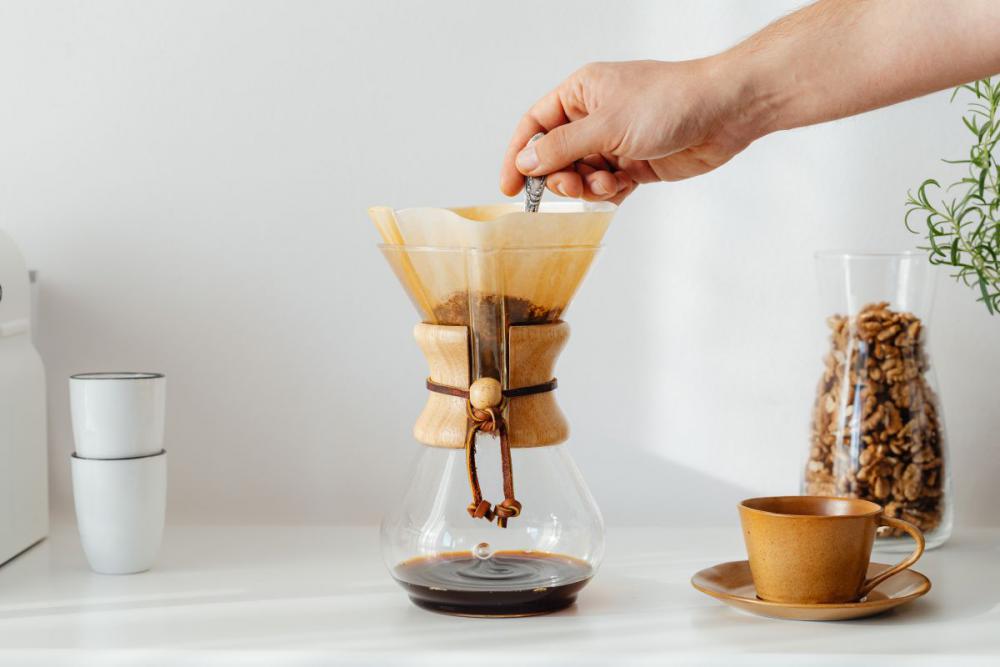 Coffee brewed in a Chemex and peanut butter sandwiches for breakfast Coffee brewed in a Chemex and peanut butter sandwiches for breakfast
