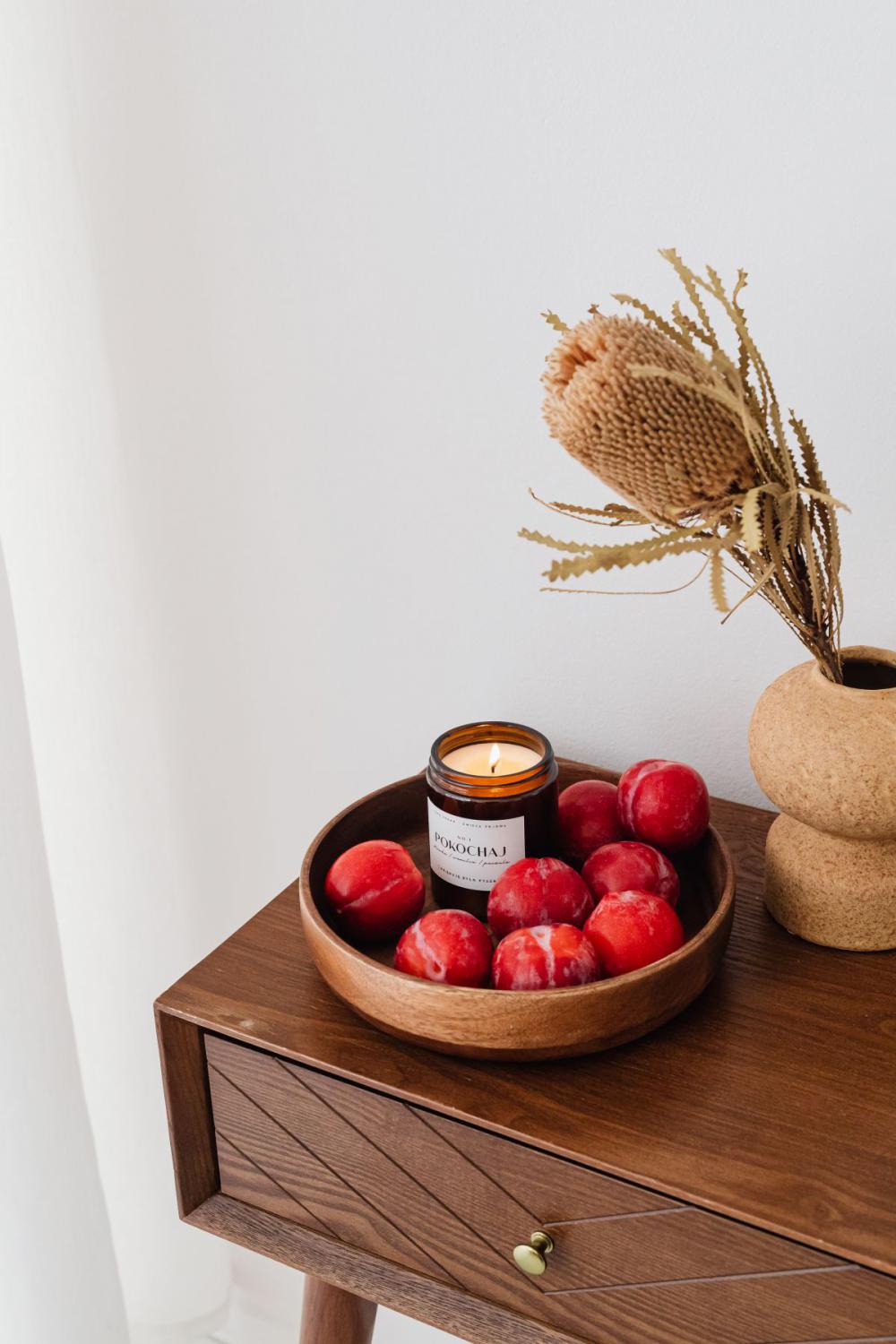 Candle in a jar - plums - furniture Candle in a jar - plums - furniture