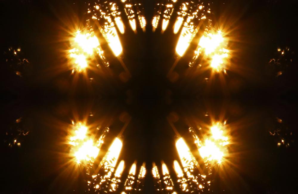 Bright Gold Reflection Of Sunburst Bright Gold Reflection Of Sunburst