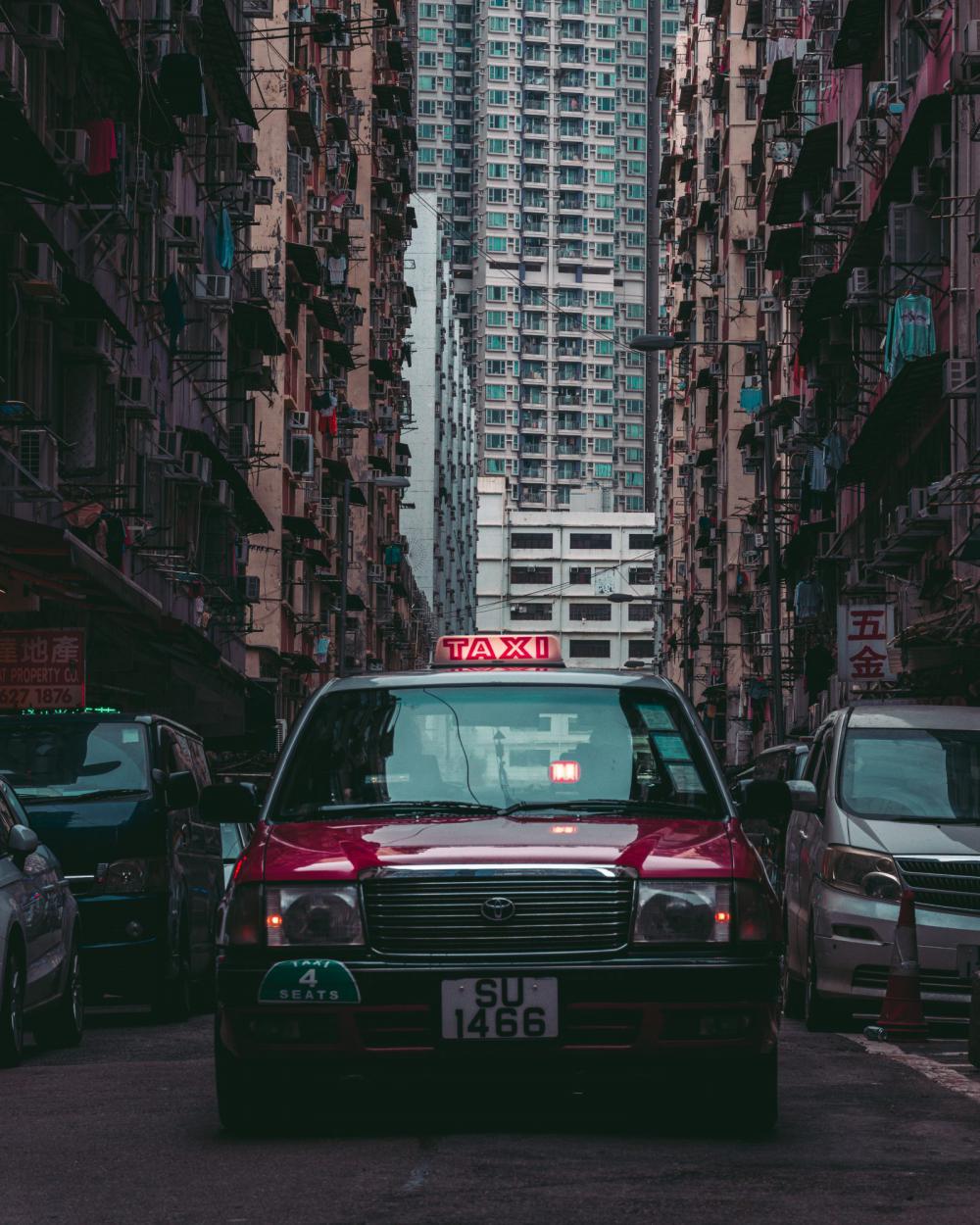 Buildings and Taxi Buildings and Taxi