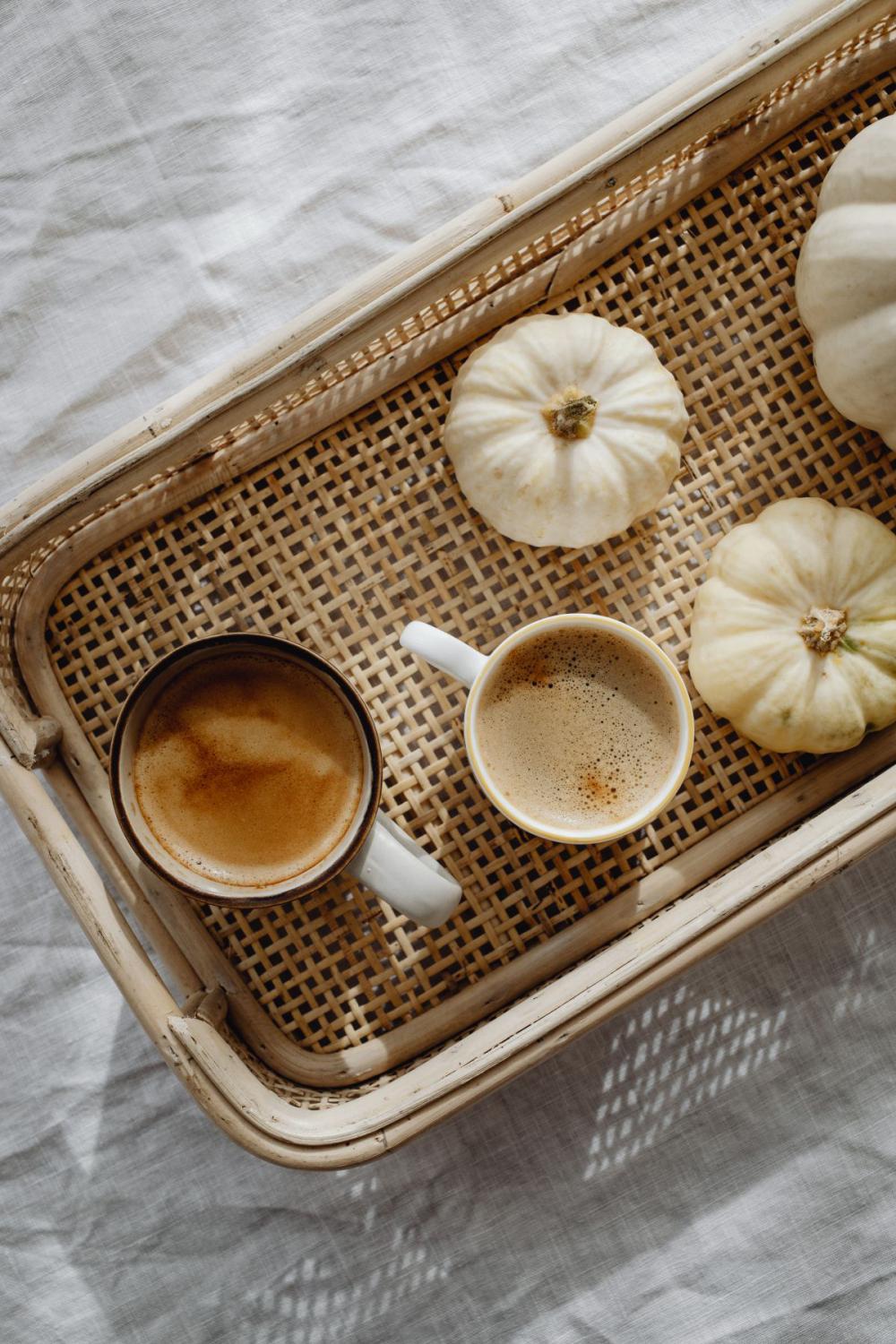 Autumn coffee - pumpkins - acorns - oak leaves Autumn coffee - pumpkins - acorns - oak leaves