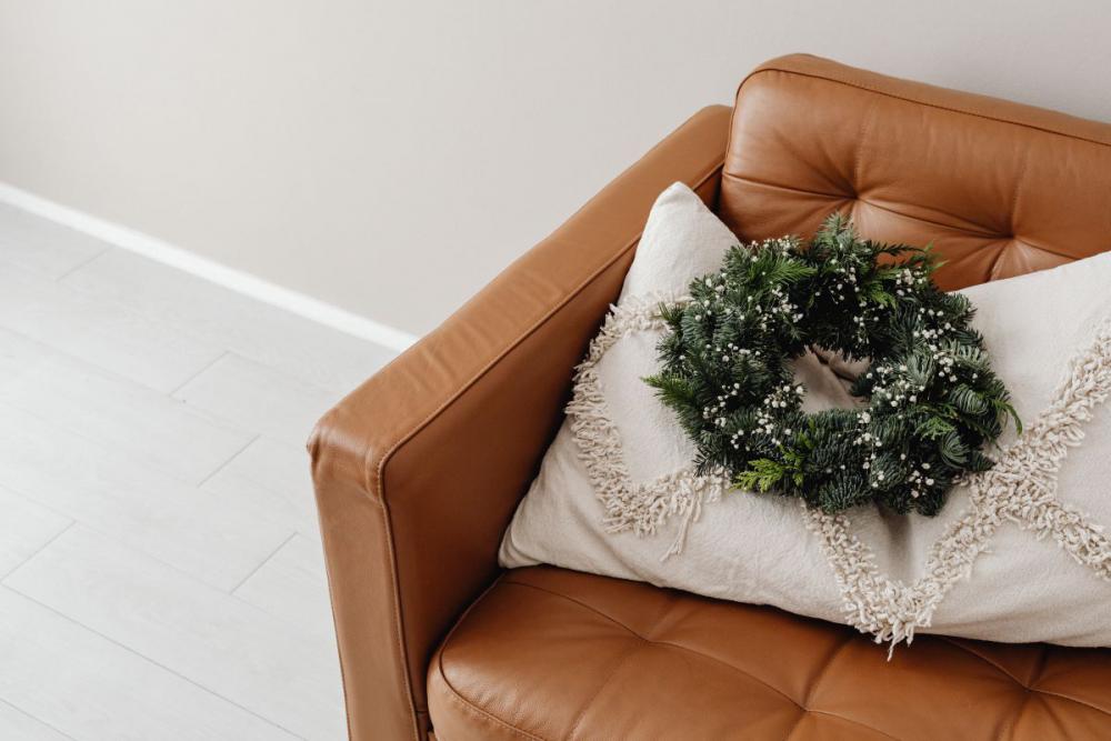 Christmas with wood and paper dercorations Christmas with wood and paper dercorations