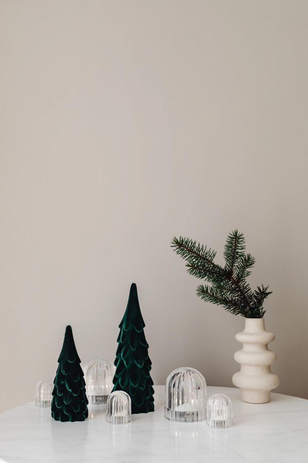 Christmas decorations in neutral aesthetics Christmas decorations in neutral aesthetics