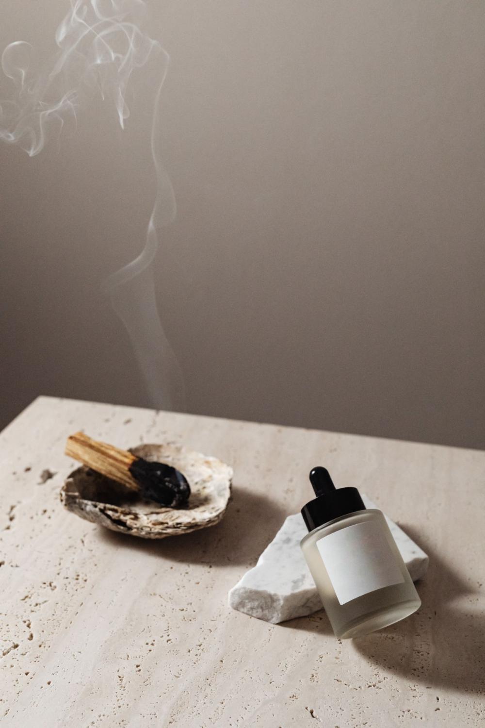 A bottle of beauty product for mockup A bottle of beauty product for mockup