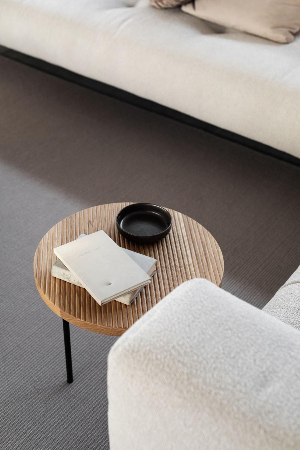Un'common - Minimalist furniture in a bright interior - beige aesthetics Un'common - Minimalist furniture in a bright interior - beige aesthetics