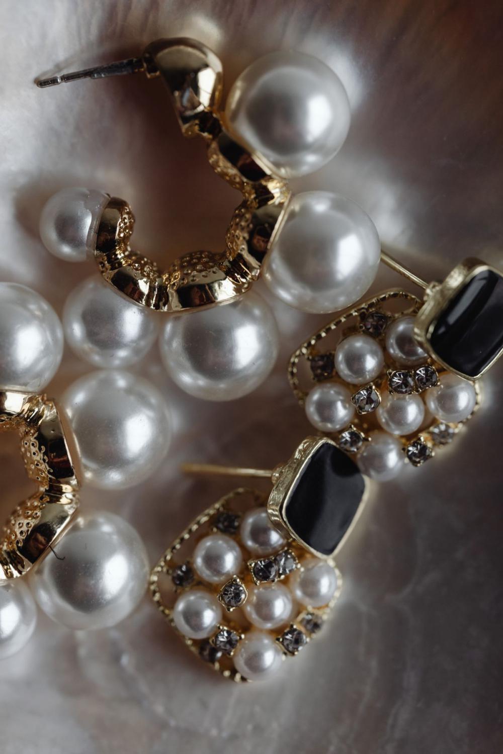 A woman needs ropes and ropes of pearls A woman needs ropes and ropes of pearls
