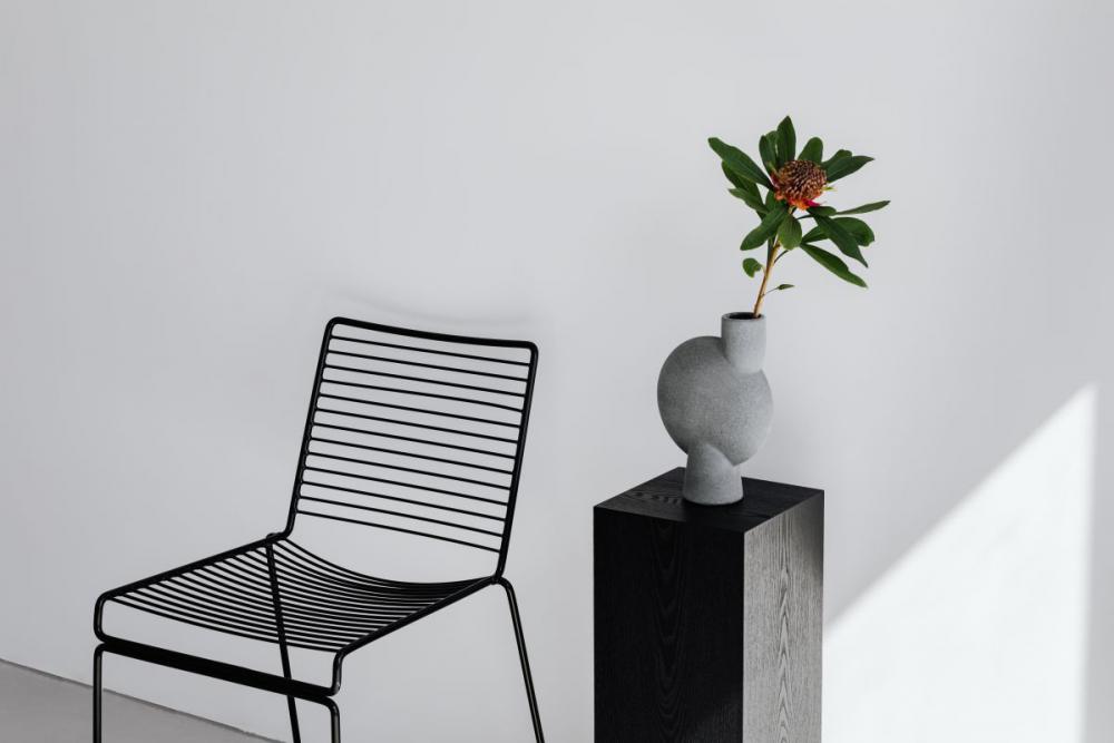 Concept photos - flowers - vase - minimalist interior Concept photos - flowers - vase - minimalist interior