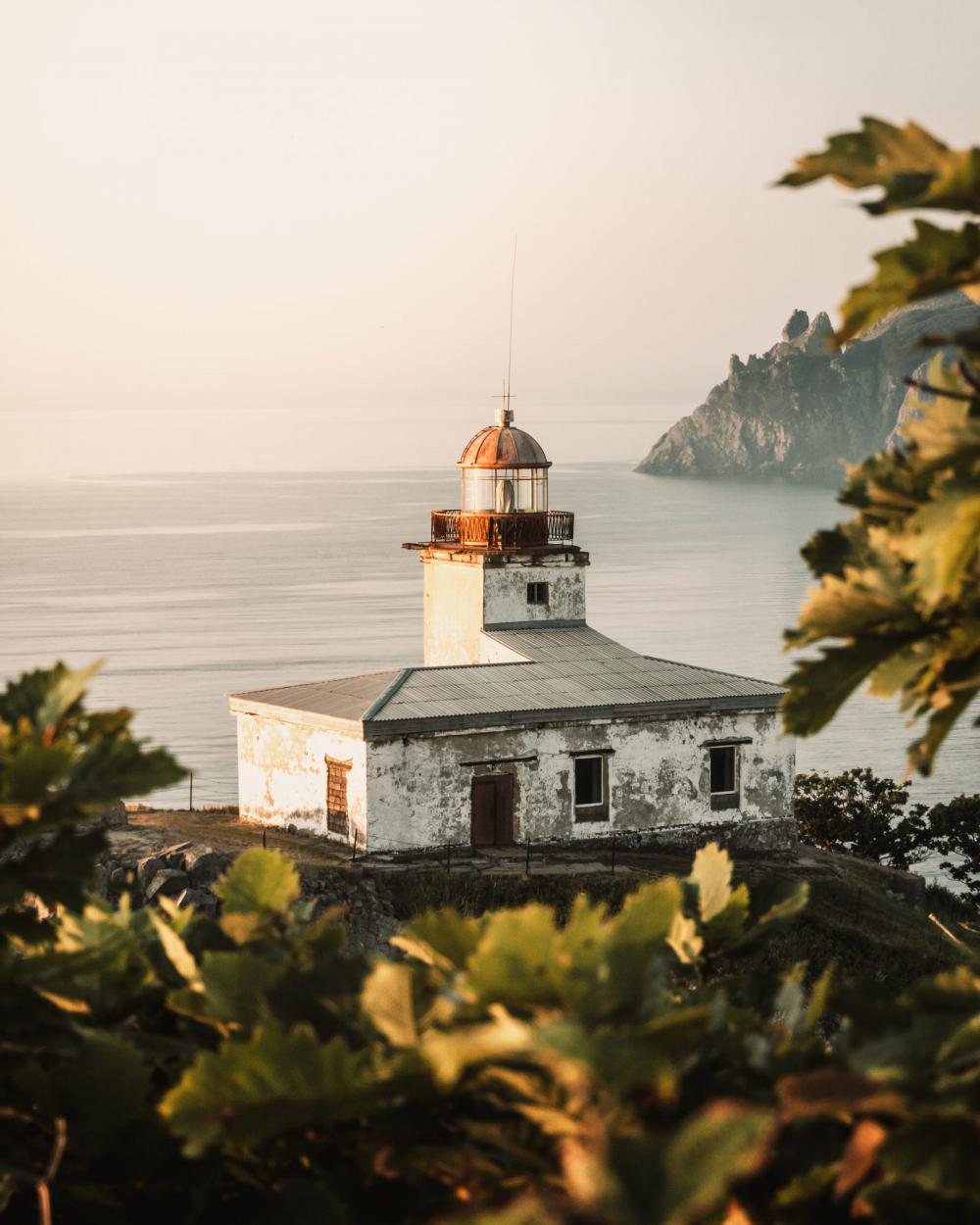 Closer lighthouse Closer lighthouse