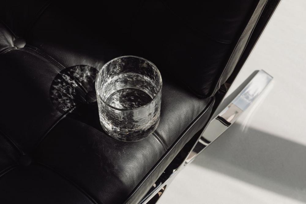 Pure water - glass jug with a natural design - naturally shaped glass tumbler Pure water - glass jug with a natural design - naturally shaped glass tumbler