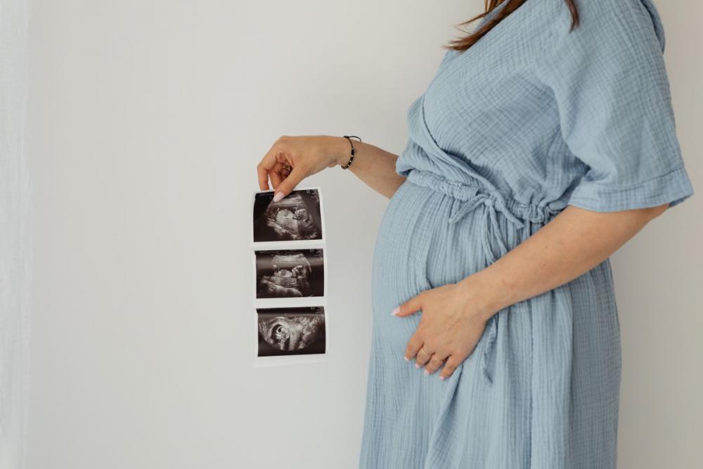 Pregnant woman - young mother - preparing for motherhood Pregnant woman - young mother - preparing for motherhood