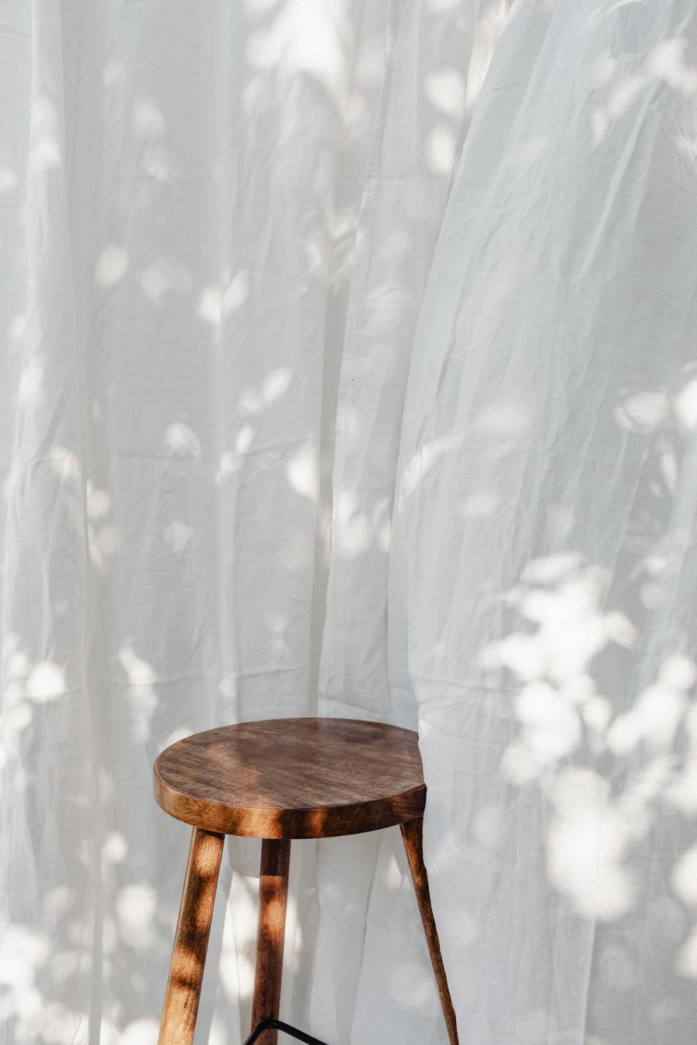 Linen curtains and sunshine - backgrounds - wallpapers - negative space Linen curtains and sunshine - backgrounds - wallpapers - negative space