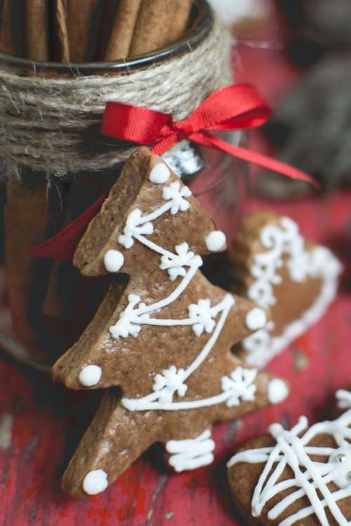 Christmas gingerbread tree detail