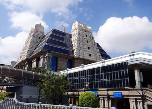 A temple in India in Bangalore free photo