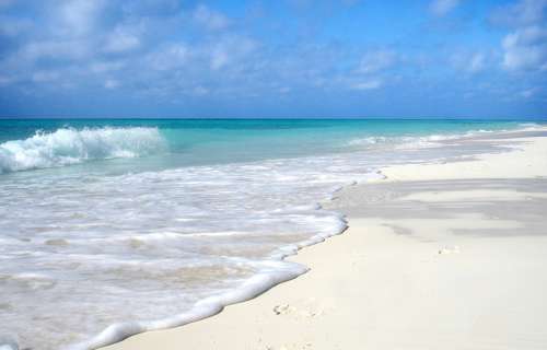 Beach and Ocean landscape in Cuba free photo