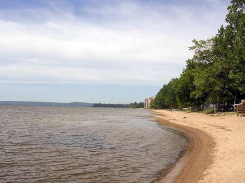 Beach on Lake Nipissing in West Ferris in North Bay, Ontario, Canada free photo