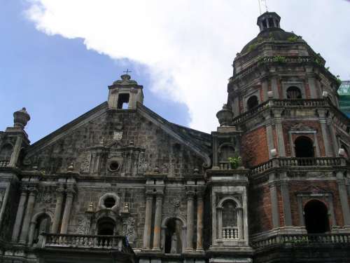 Binondo gothic church in The Philippines free photo