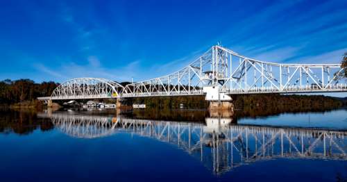 Bridge over the Connecticut River free photo