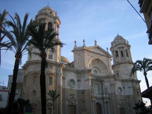 Cádiz Cathedral building in Spain free photo