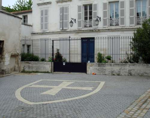 Cour de la Commanderie in La Rochelle, France free photo