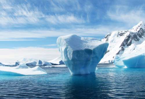 Iceberg flow in the landscape in Greenland free photo
